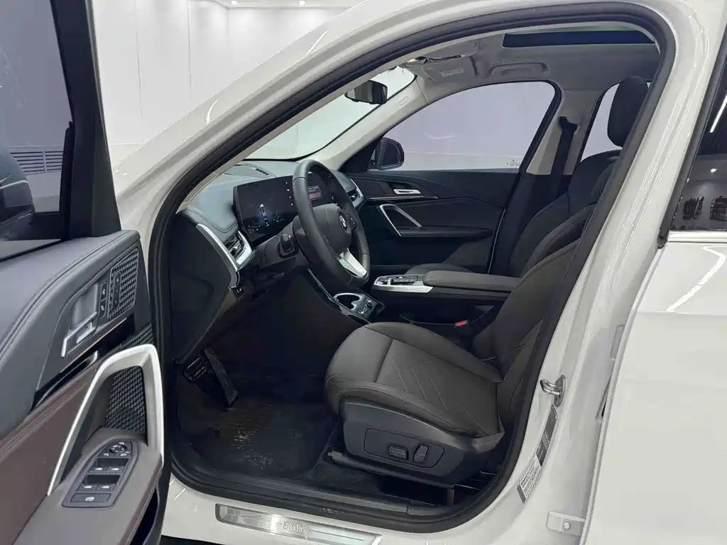 BMW X1 2023 sDrive20Li X Design Package
