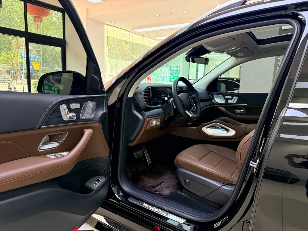 Mercedes GLS 2025 450 4MATIC Fashion Edition