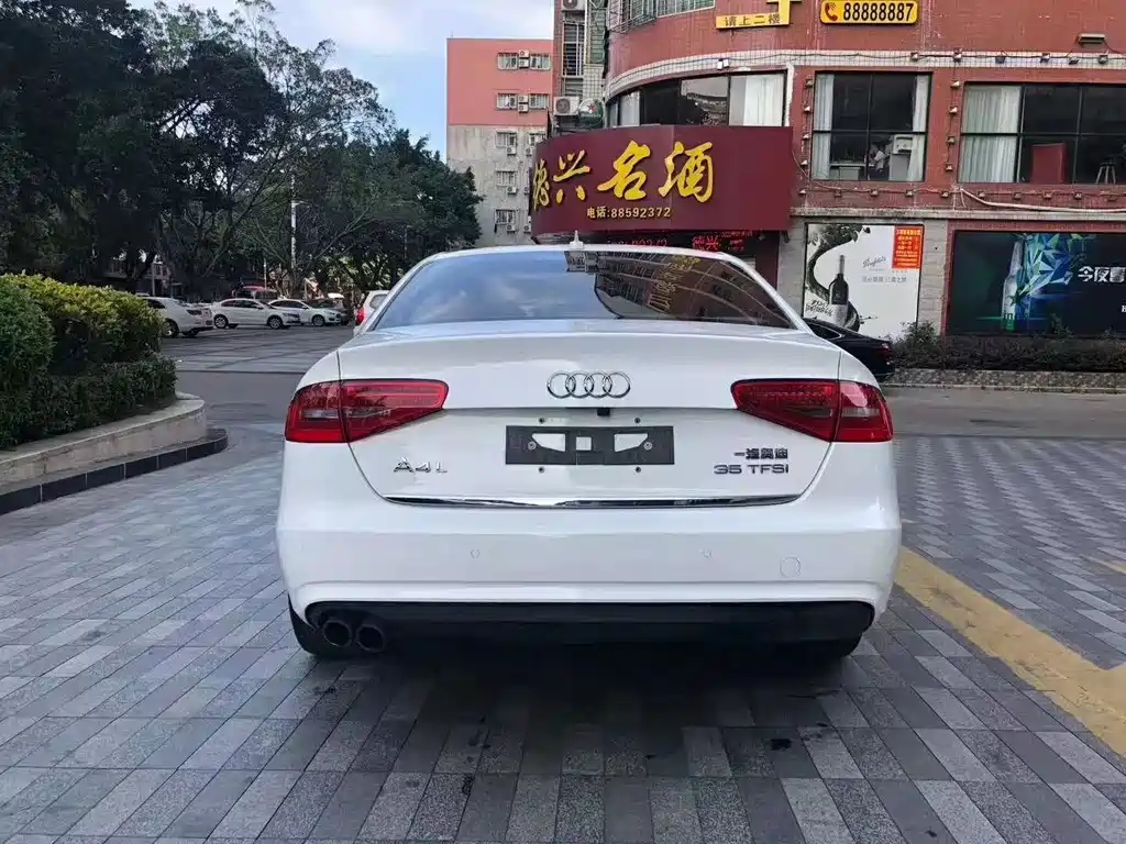 Audi A4L 2013 model 35 TFSI automatic standard edition