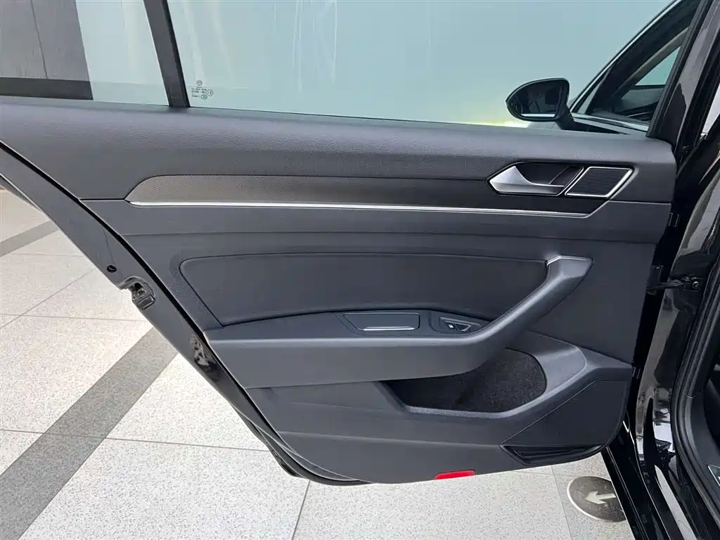 Magotan 2023 Edition 2 Millionth Anniversary 330 TSI DSG Luxury Edition