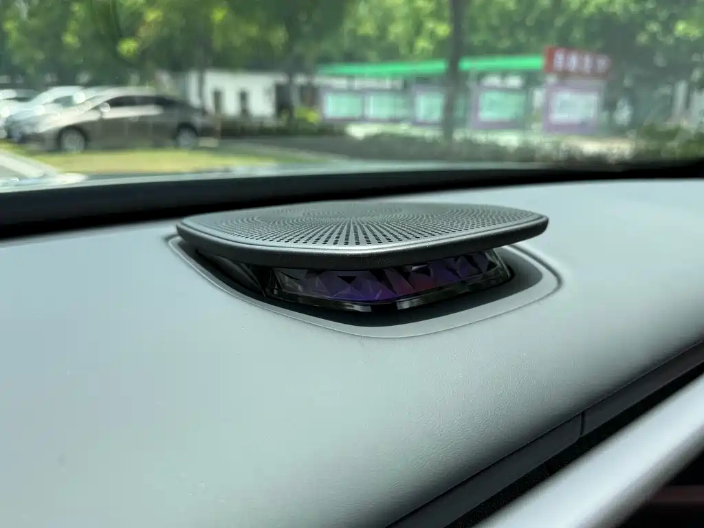 FREE+ All-Wheel Drive Qiankun Edition