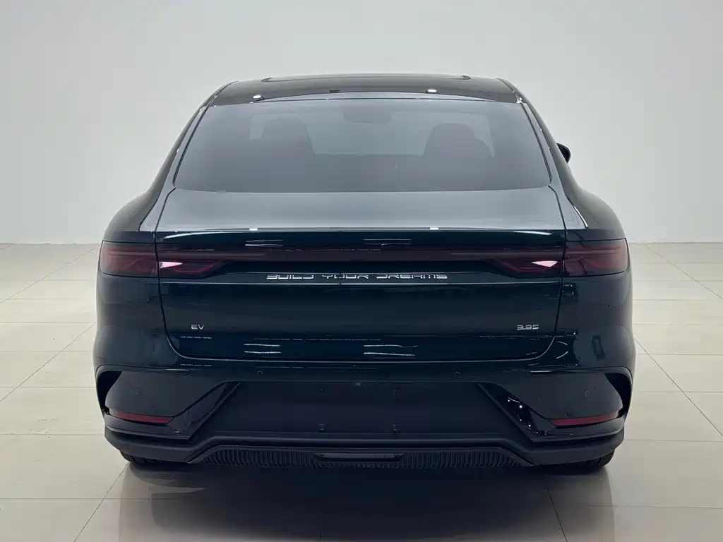 Han 2022 EV 610KM Four-Wheel Drive Qianshan Cui Limited Edition