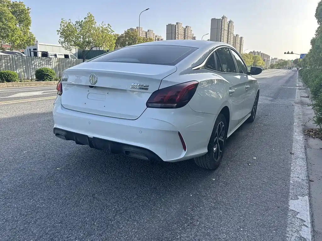 MG5 2022 180DVVT CVT Youth Style Edition