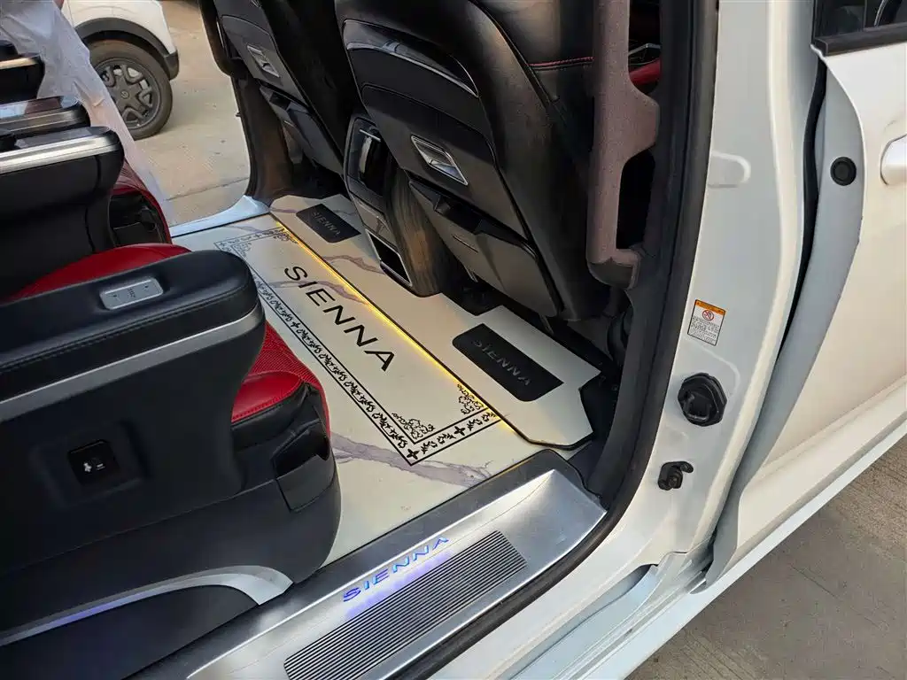Sienna 2021 2.5L Hybrid Comfort Edition