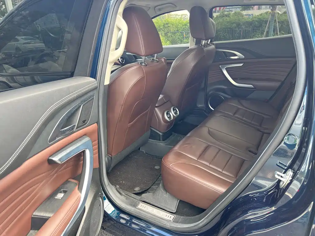 Weilai VV7 2020 2.0T Flagship Edition