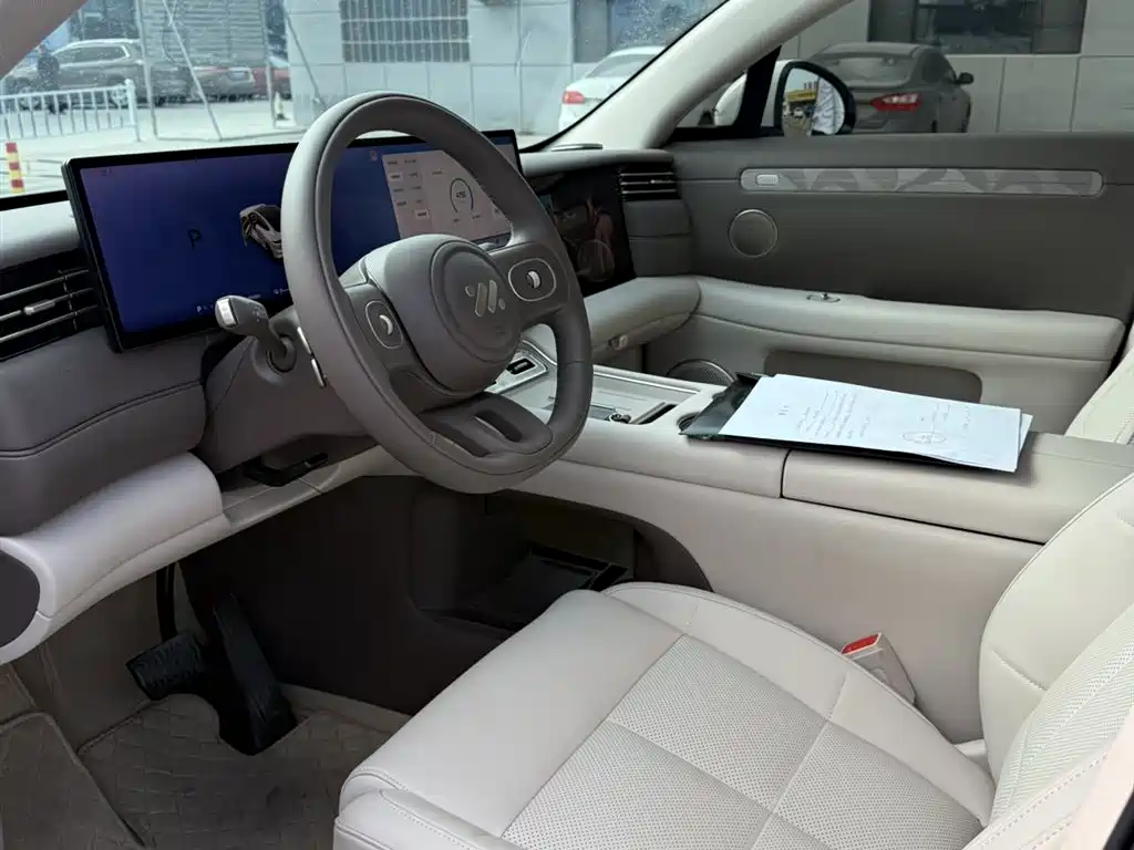LS6 2026 Range-Extended 52 Max