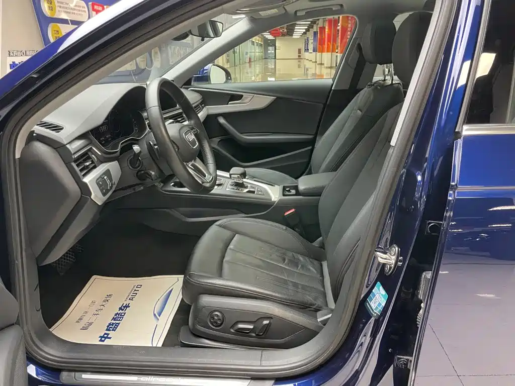 Audi A4 Import 2019 45 TFSI allroad quattro Fashion Model