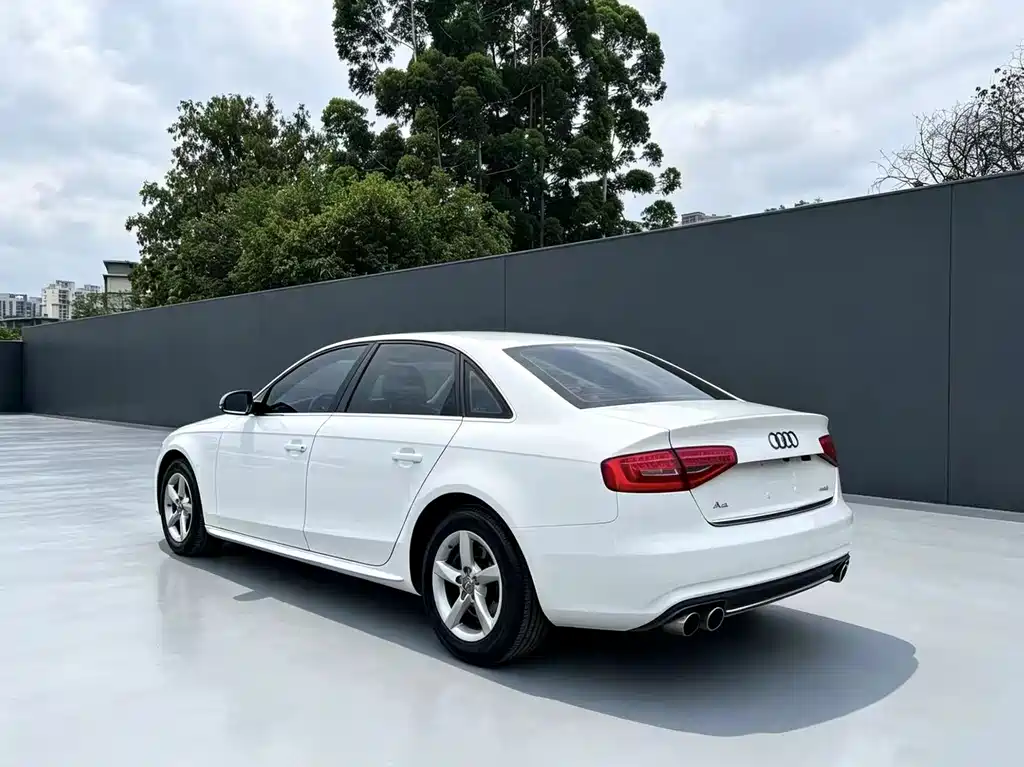 Audi A4L 2016 model 35 TFSI automatic standard edition
