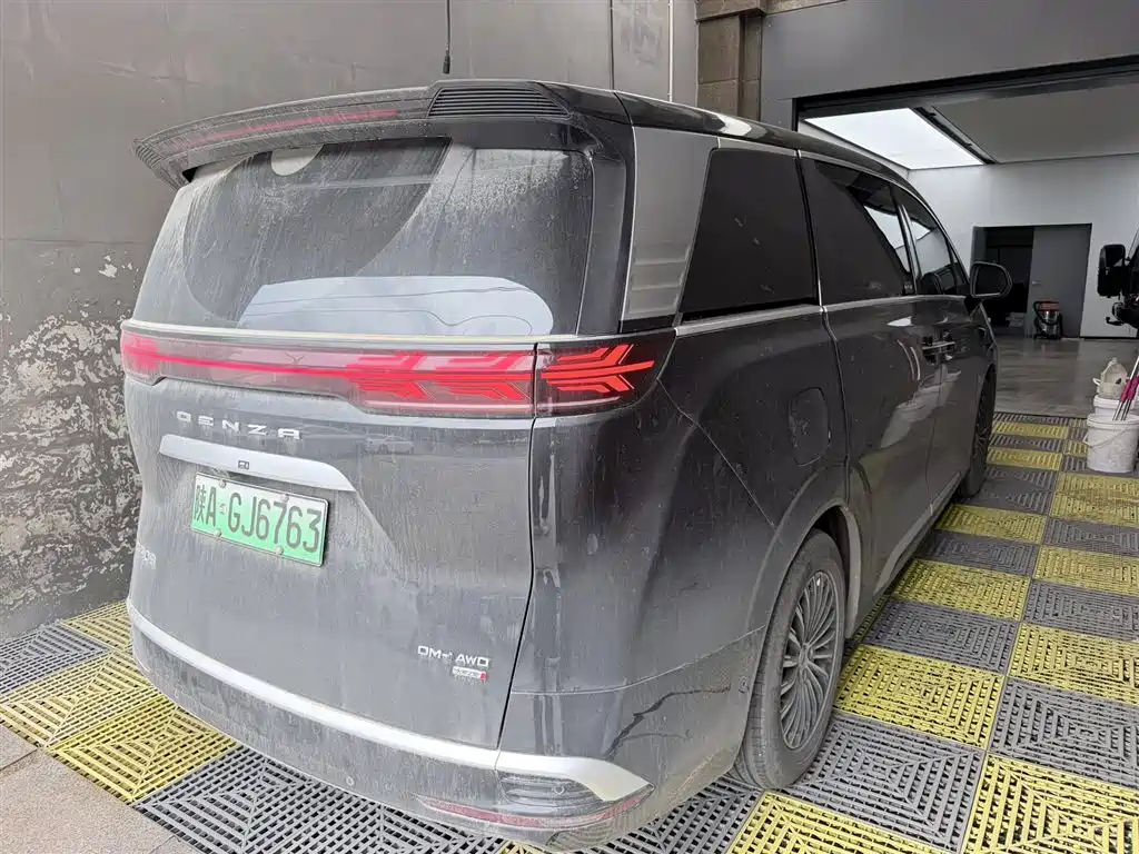 Tengri D9 2025 Model DM-i Intelligent Driving Edition 1020 All-Wheel Drive Prestige Version