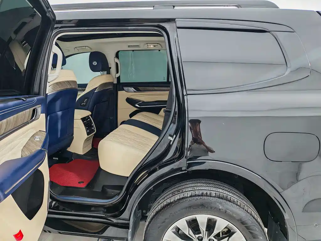 TANK 500 2022 Model Sport Edition 5-Seater
