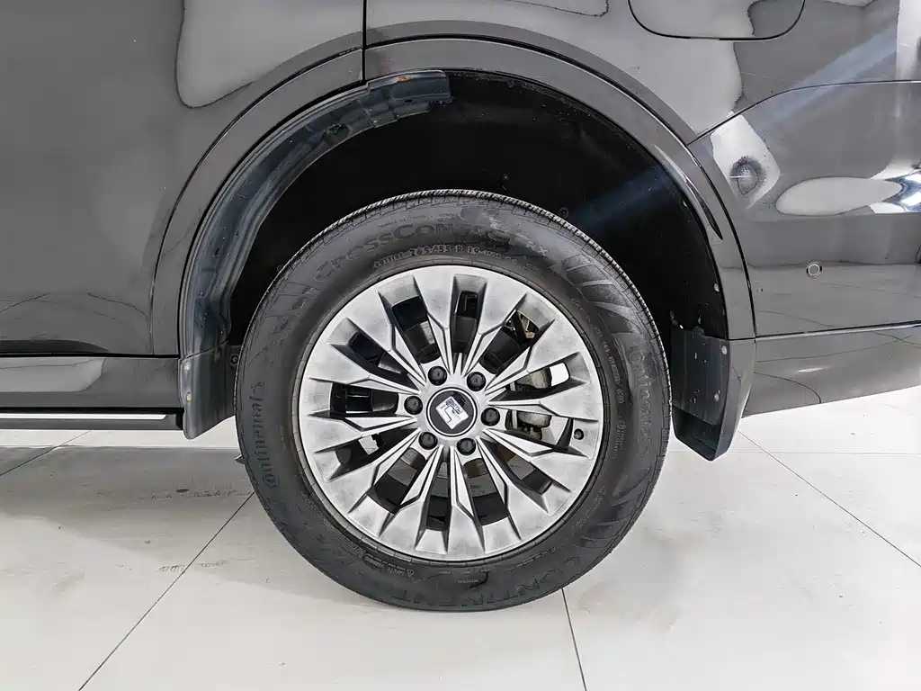 TANK 500 2022 Model Sport Edition 5-Seater