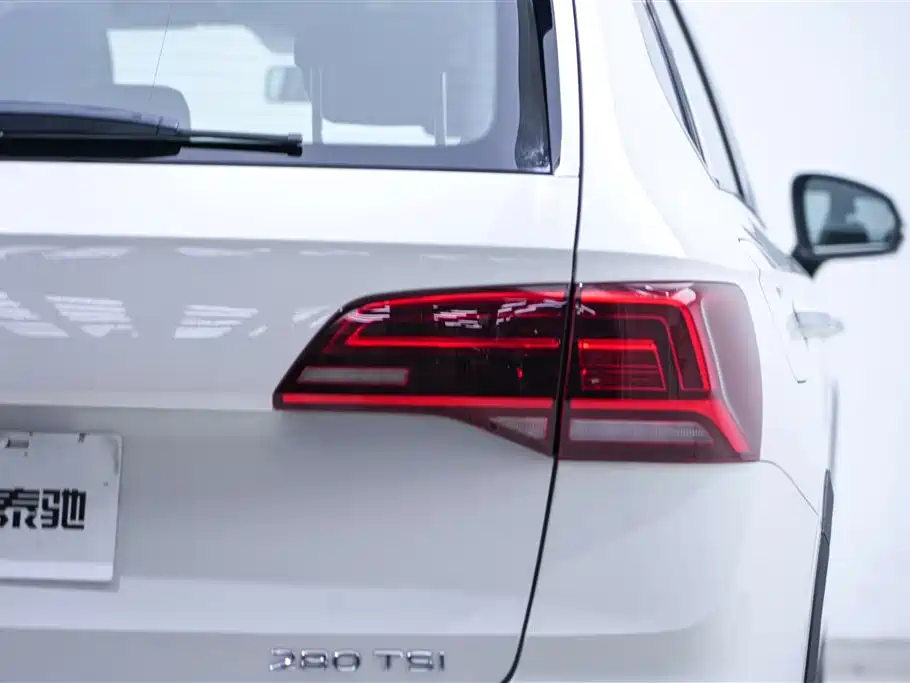 Tou岳 2022 280TSI Two-Wheel Drive Luxury Edition