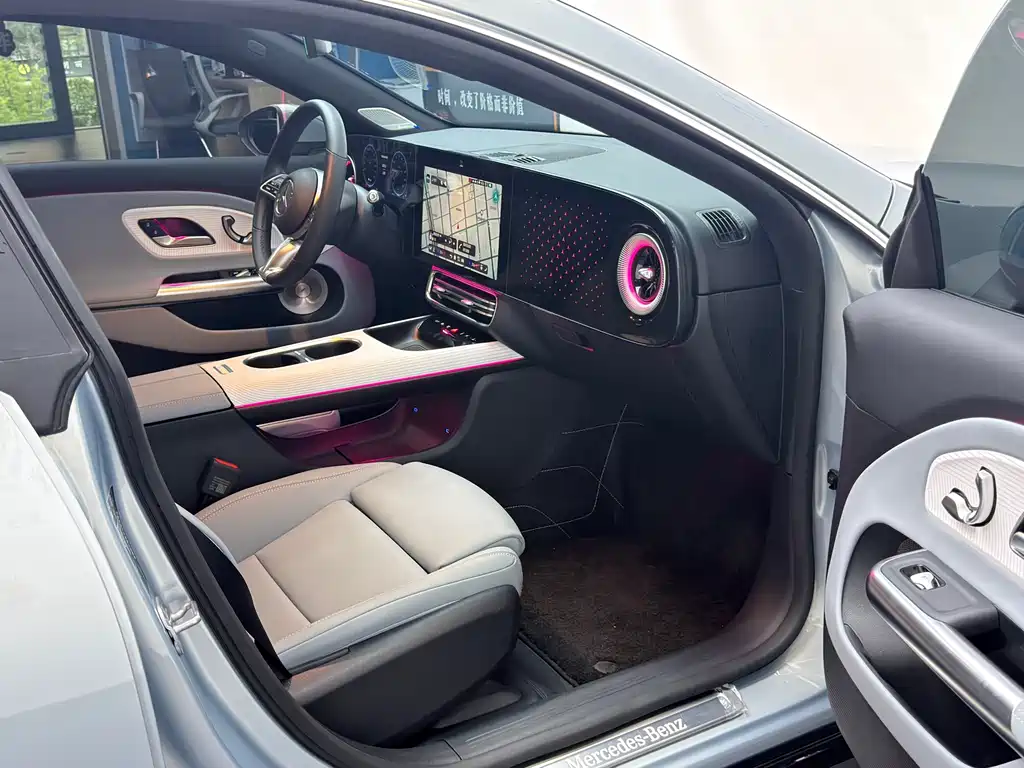 Mercedes CLA New Energy 2025 Model 300L Extra Long Range Edition