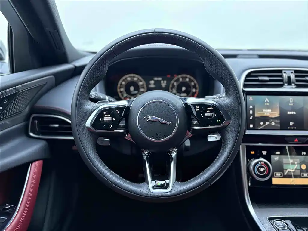 Jaguar XEL 2023 2.0T 250PS R-DYNAMIC S Sport Edition