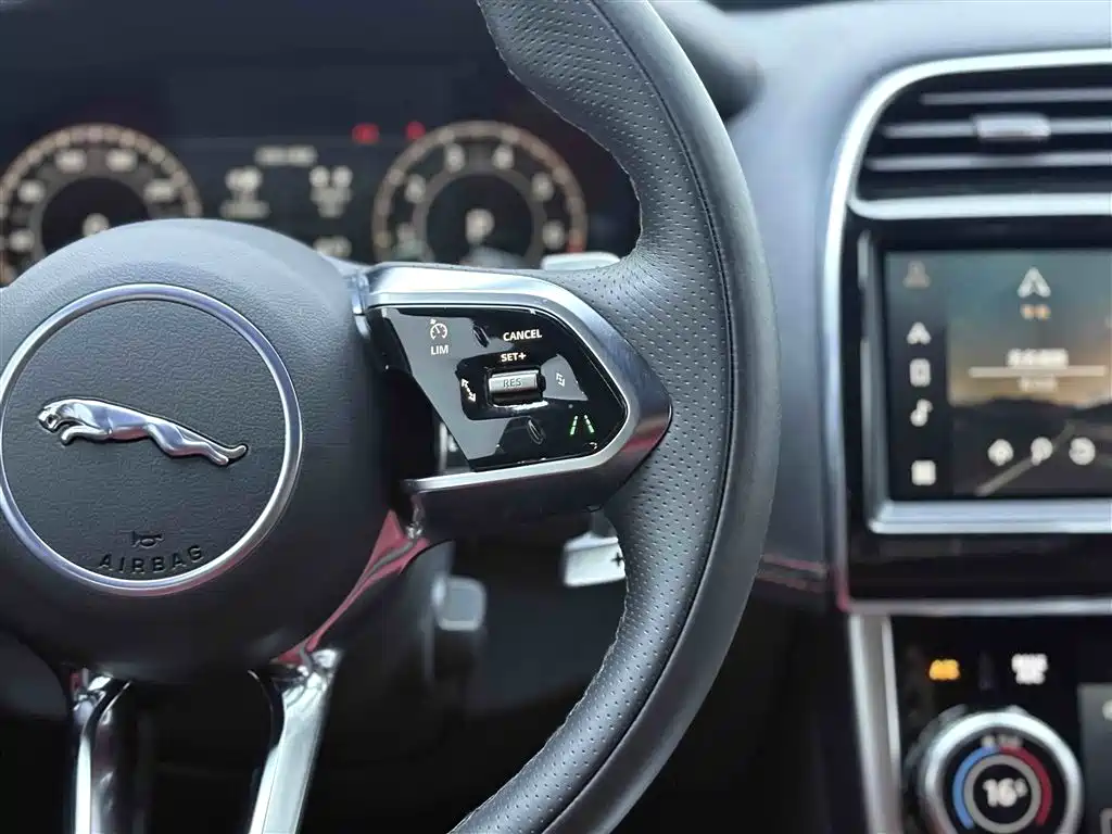 Jaguar XEL 2023 2.0T 250PS R-DYNAMIC S Sport Edition