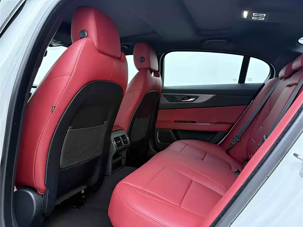 Jaguar XEL 2023 2.0T 250PS R-DYNAMIC S Sport Edition