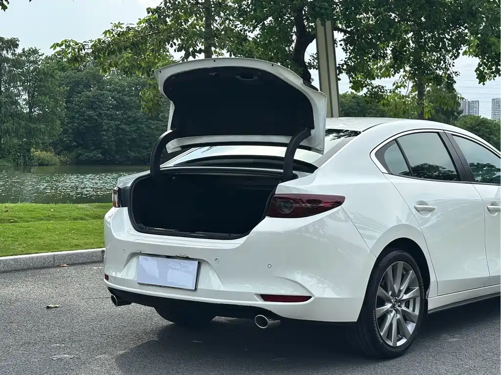 Mazda 3 Atenza 2021 2.0L Automatic Qizhuan Edition