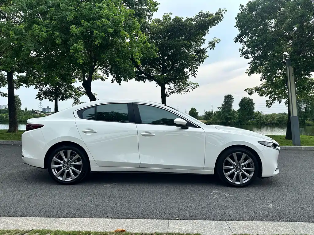Mazda 3 Atenza 2021 2.0L Automatic Qizhuan Edition