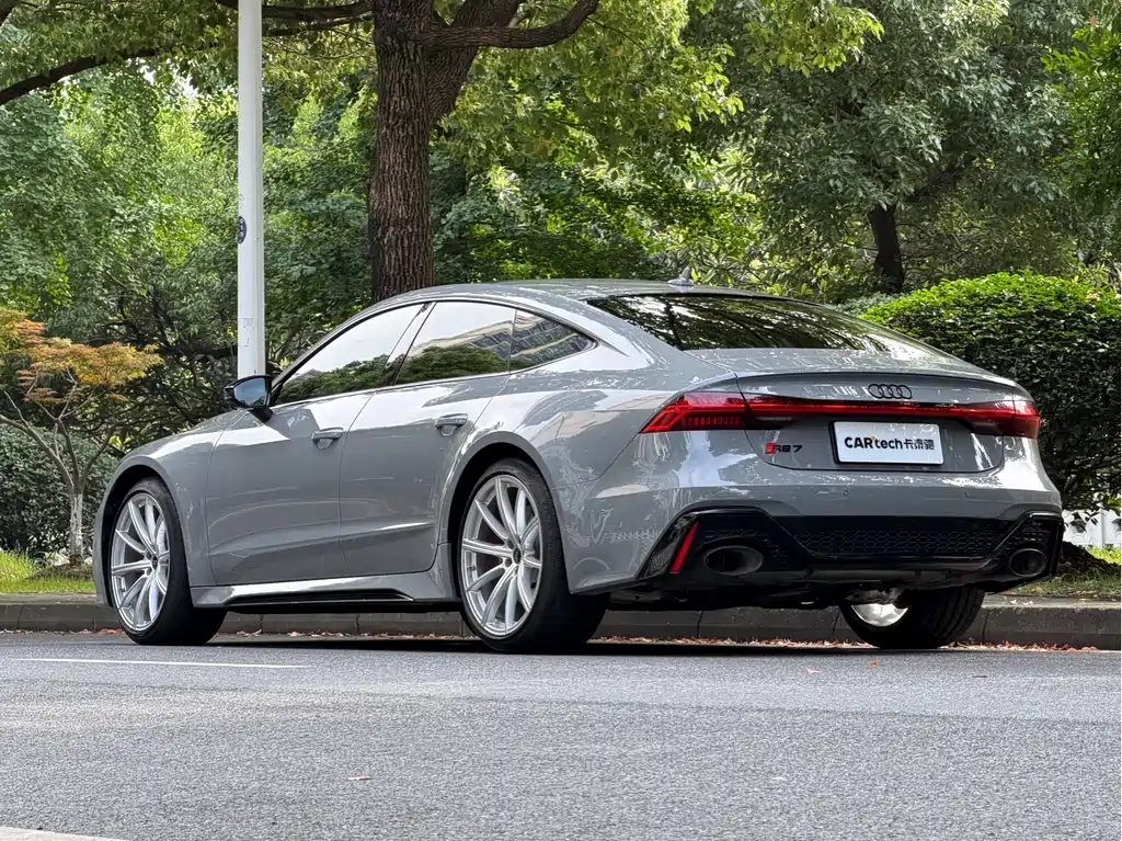 Audi RS 7 2024 model RS 7 4.0T Sportback performance