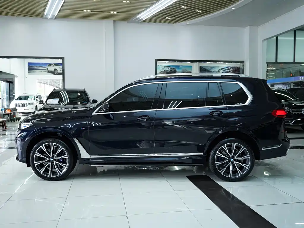 BMW X7 2020 xDrive40i Administrative M Sport Package