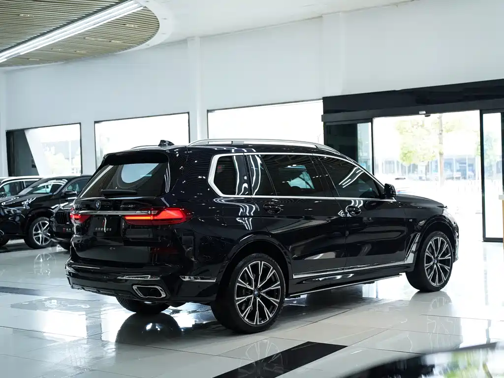BMW X7 2020 xDrive40i Administrative M Sport Package