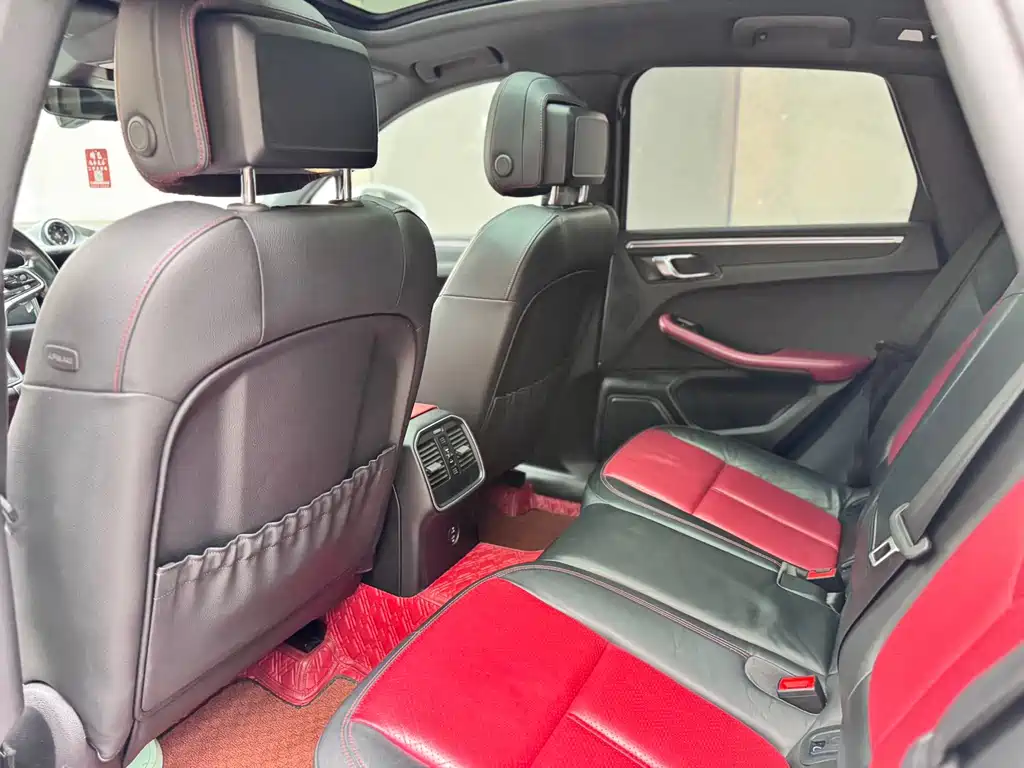 Macan 2020 2.0T