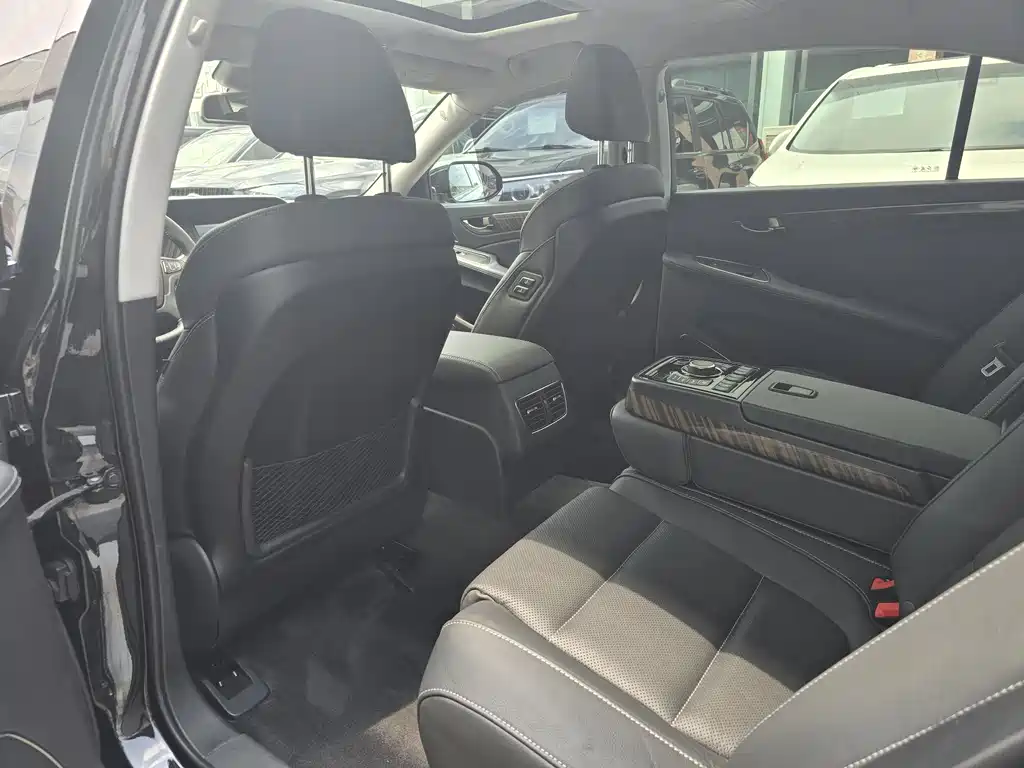 Hongqi H7 2021 Model 2.0T Flagship Edition
