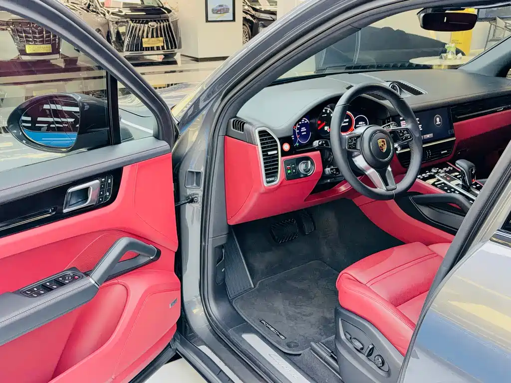 Cayenne 2022 Platinum Edition 3.0T