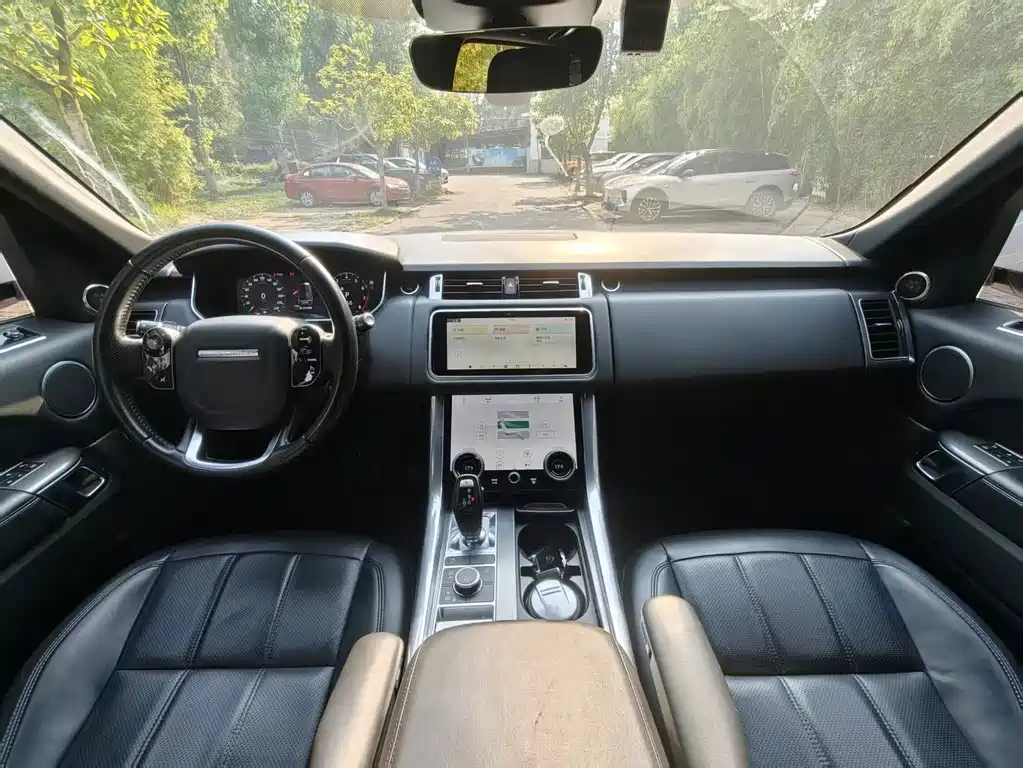 Range Rover Sport 2020 3.0 L6 SE