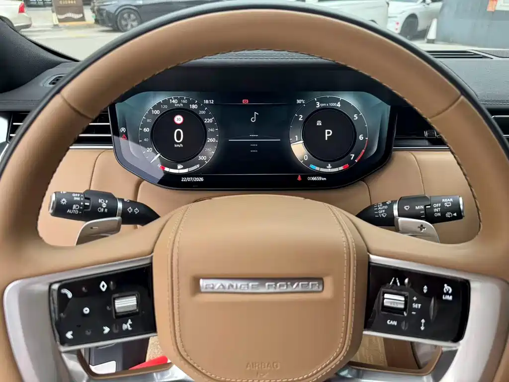 Range Rover 2023 3.0 L6 400PS Creation Extended Edition