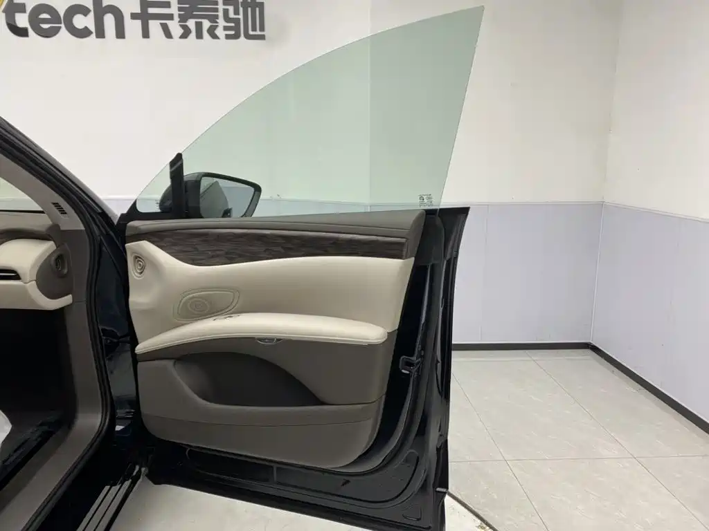 Intelligent EV LS7 2024 90kWh Max Elite Rear-wheel Drive Edition