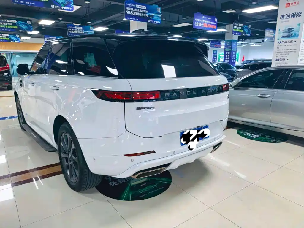 Range Rover Sport 2023 400PS Dynamic SE