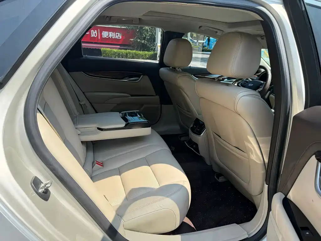 Cadillac XTS 2017 28T Elite Edition