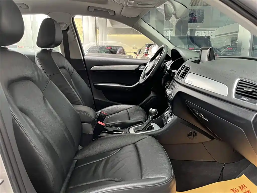 Audi Q3 2013 35 TFSI quattro Comfort Edition