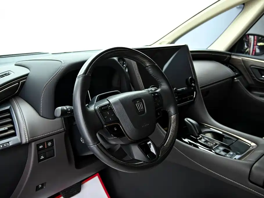 2024 Crown Hybrid 2.5L Prestige Executive Edition