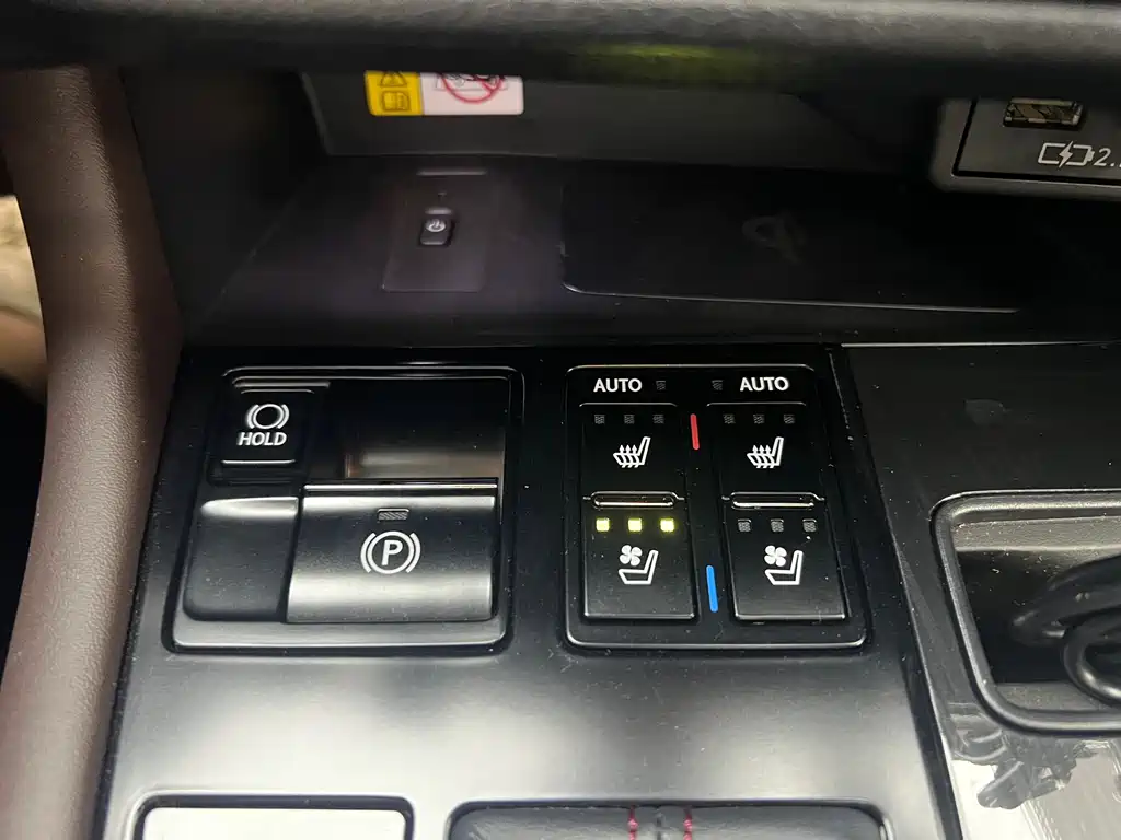 Lexus RX 2020 Facelift 300 4WD Elegant Edition