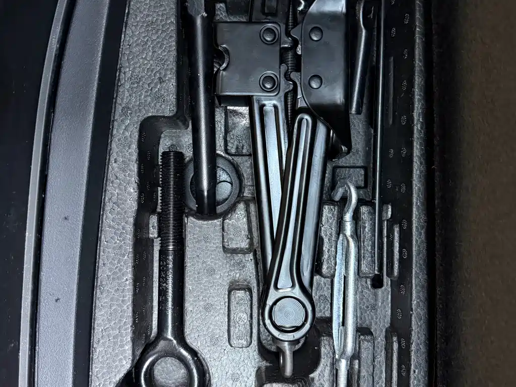 Jett X70 PLUS 2022 1.5T CVT Mountain 7-seater
