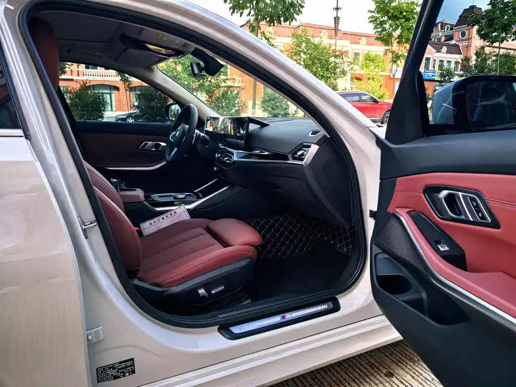 BMW 3 Series 2023 320Li M Sport Package