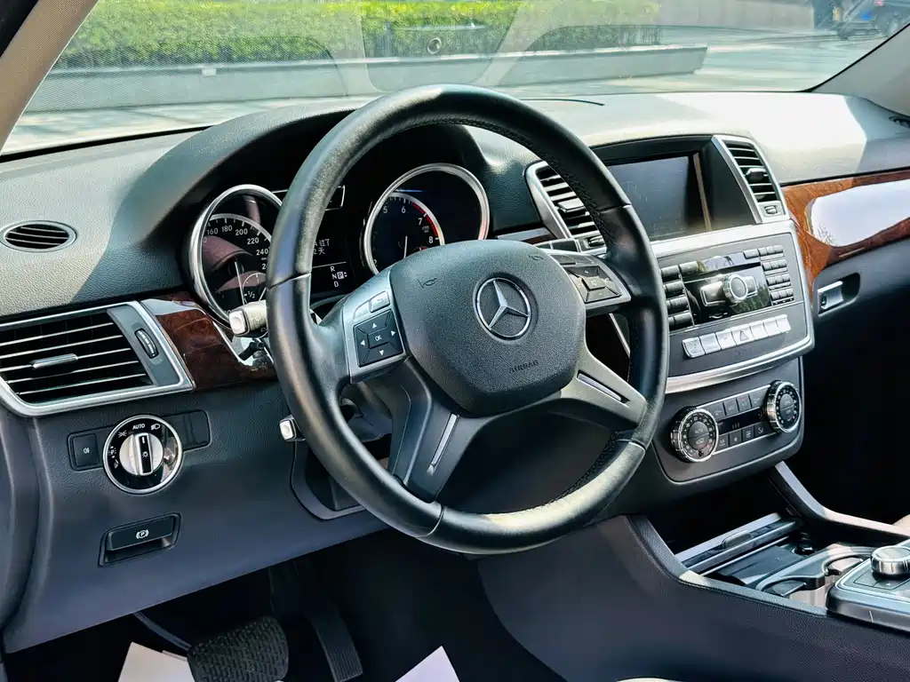 Mercedes-Benz M-Class 2012 ML 350 Sport Line