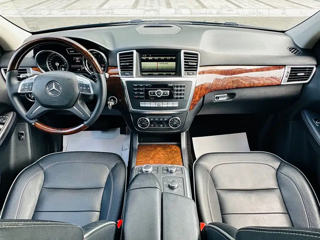 Mercedes-Benz M-Class 2014 ML 400 4MATIC Luxury Edition