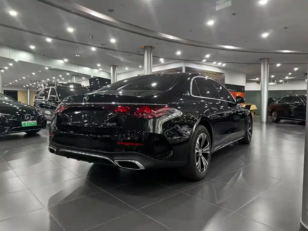 Mercedes-Benz E-Class 2024 E 260 L Sport Line