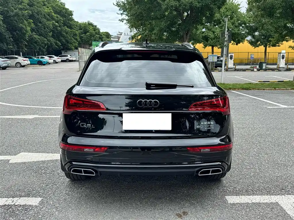 Audi Q5L 2023 40T Premium Dynamic Edition