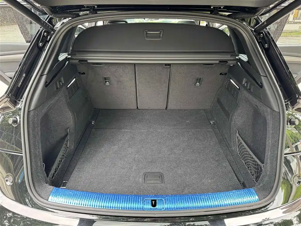 Audi Q5L 2023 40T Premium Dynamic Edition
