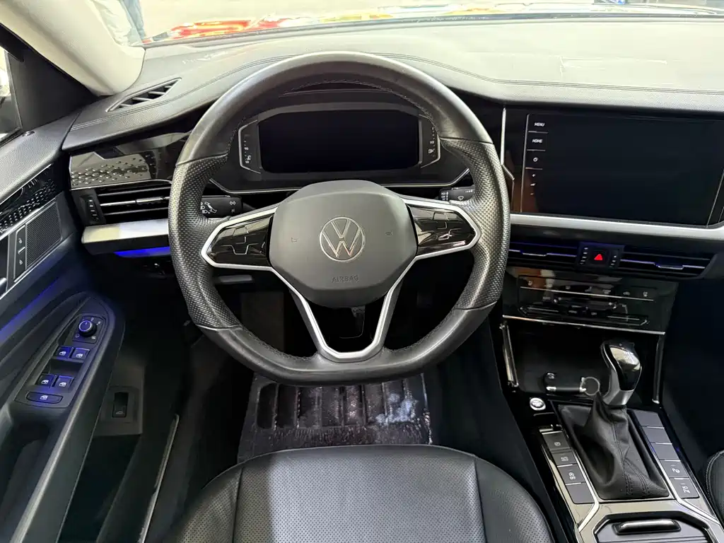 Passat 2023 330 TSI Starry Luxury Edition