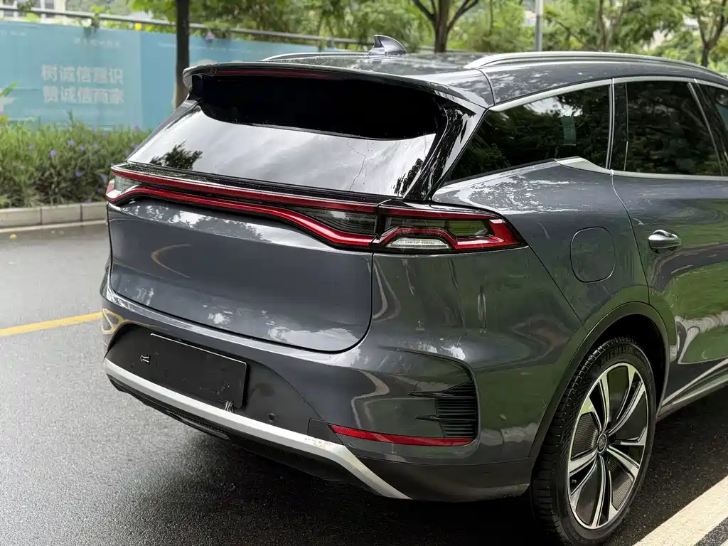 Tang New Energy 2022 DM-p 215KM All-Wheel Drive Flagship Model