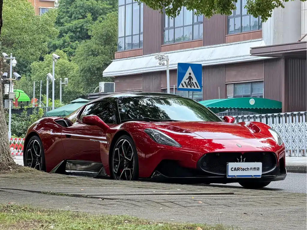Maserati MC20 2020 3.0T Standard Edition