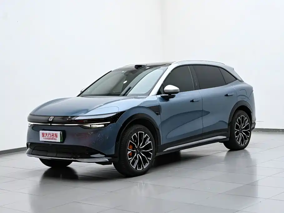Jizhe 7X 2025 Edition 100kWh Long Range All-Wheel Drive Intelligent Driving Version