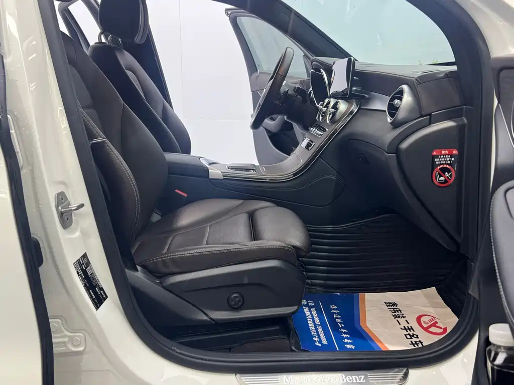Mercedes-Benz GLC 2022 GLC 260 L 4MATIC Luxury Edition
