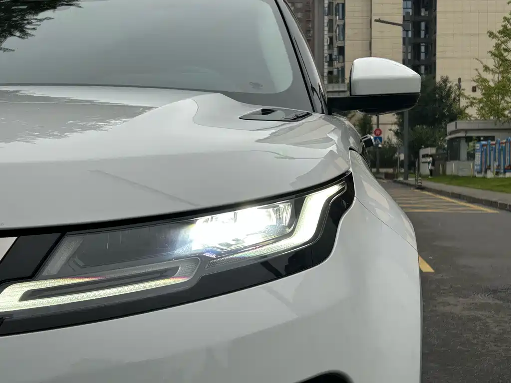 Range Rover Vogue 2022 249PS R-Dynamic Luxury