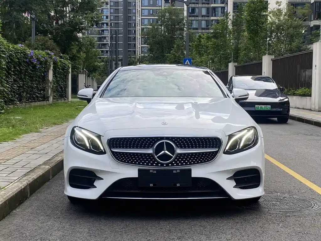 Mercedes-Benz E-Class (Import) 2017 E 200 Coupe